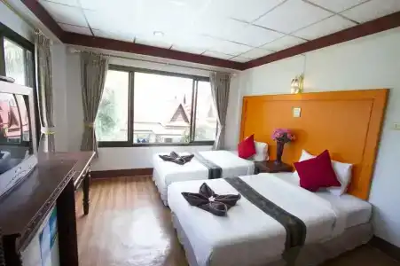 Chaweng Noi Resort