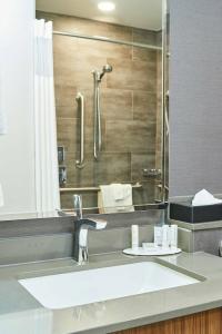 Courtyard Medford Airport - 33