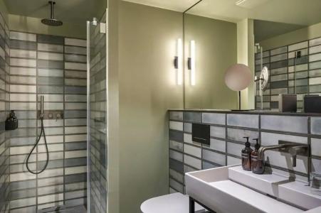 Gekko House Frankfurt, a Tribute Portfolio - 77