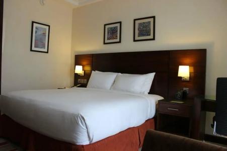 DoubleTree by Hilton Aqaba - 89