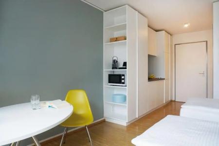 THE FLAG München M. - 19