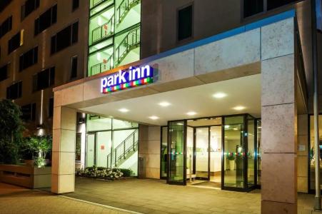 Park Inn by Radisson Frankfurt Airport - 37