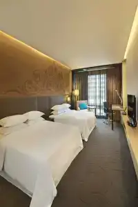 Four Points by Sheraton Bangkok, Sukhumvit 15 - 2