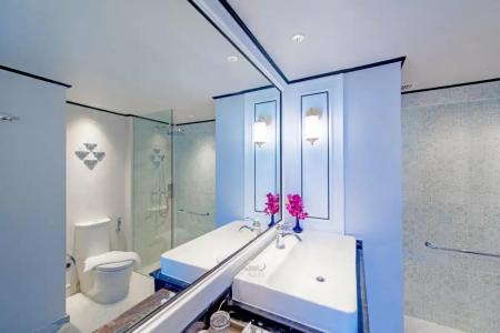 Courtyard by Marriott Phuket Town - 47