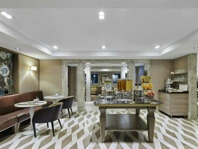 TITANIC Comfort Mitte - 55