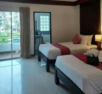 Naithon Beach Mansion - 26