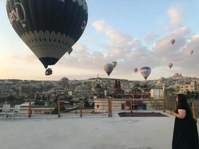 Falcon Cave Suites - 1