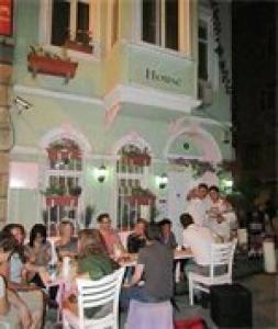 Taksim Hostel Green House Istanbul - 72