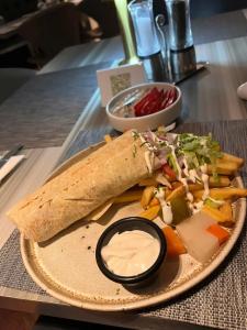 Premier Inn Abu Dhabi Airport (Business Park) - 45