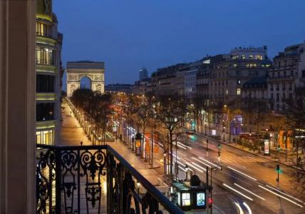 Hôtel Barrière Fouquet's Paris - 37