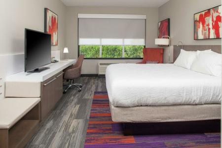 Hilton Garden Inn Charlotte Waverly - 33