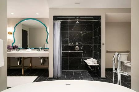 Grand Bohemian Charlotte, Autograph Collection - 75