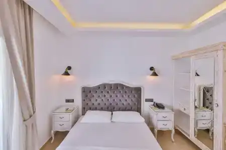 Linda Beach Class - 69