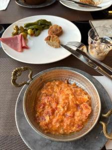 Azzap Galata - 44
