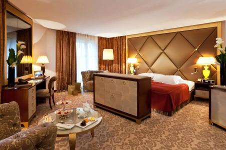 Hôtel Barrière Fouquet's Paris - 39