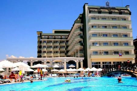 Holiday Garden Resort - 57