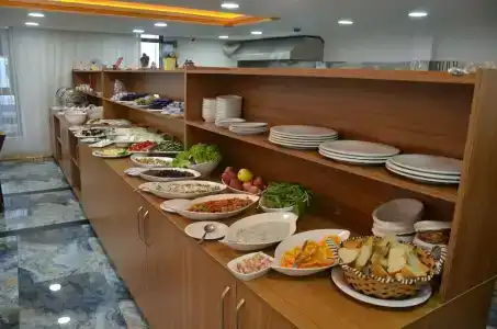 Piyes Otel - 57