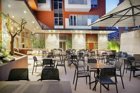 Hilton Garden Inn - 82