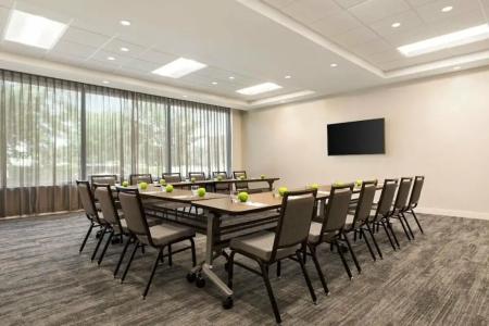 Hyatt Place Virginia Beach Town Center - 36