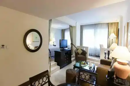 Grand Excelsior Deira - 78
