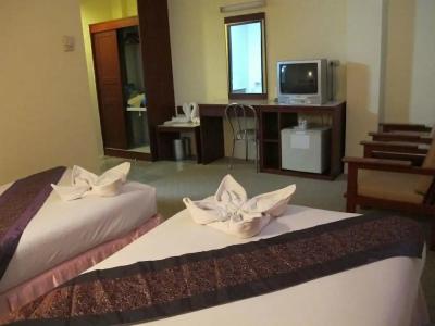 Chumphon Palace - 31