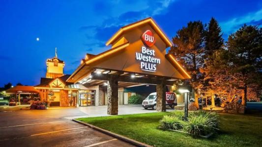 Best Western Plus GranTree Inn - 37