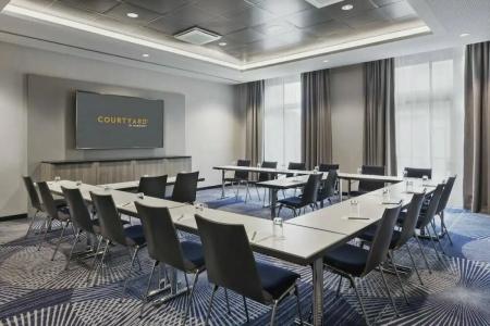 Courtyard by Marriott Hamburg City - 56