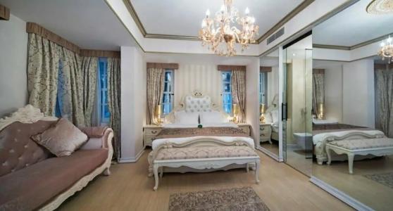 Elegance East - 53