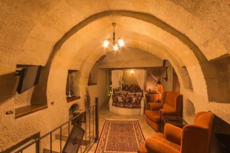 Adora Cave Suites - - 89