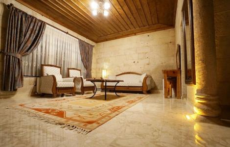 Roma Cave Suite - 70