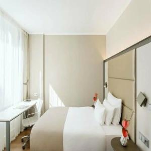 NH Collection Berlin Mitte am Checkpoint Charlie - 81