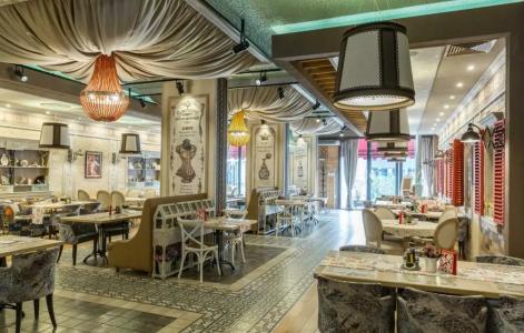 Cosmopolitan & Wellness - 99