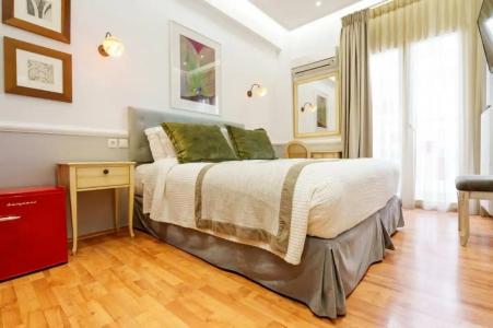 Acropolis Ami Boutique - 76