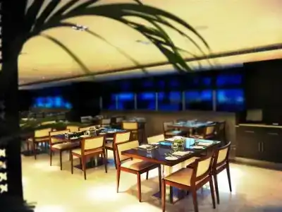 Ramada by Wyndham Abu Dhabi Downtown - 33