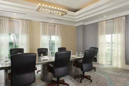 DoubleTree by Hilton Dallas - Love Field - 95