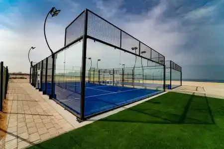 Sheraton Sharjah Beach Resort and Spa - 2