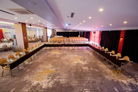 Karpalas City & Spa - 93