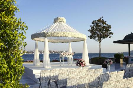 Four Seasons Istanbul at the Bosphorus - 19