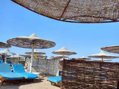 Charmillion Sea Life Resort - 11