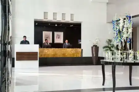 TIME Oak & Suites - 14