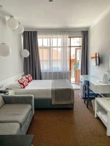 Delight Deluxe & Spa - 72