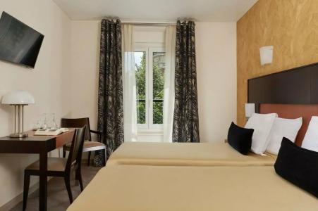 Hôtel Raspail Montparnasse - 71