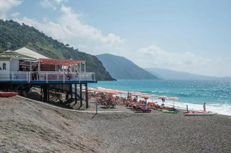 GH Avalon Sikani - 29