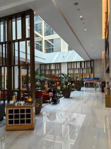 Grand Cosmopolitan - 96