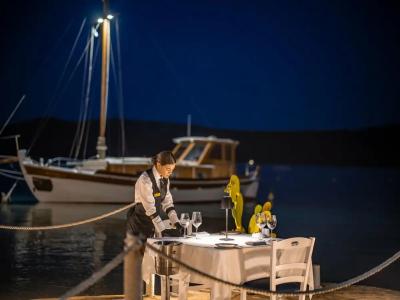 Royal Marmin Bay Boutique & Art - 24