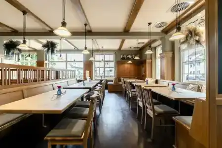 Feldmochinger Hof - 11