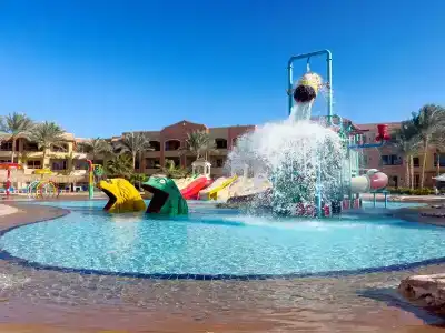 Regency Plaza Aqua Park and Spa Resort - 11