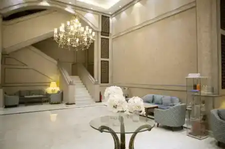 Carlton Tower - 53