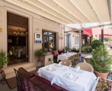 GLK PREMIER Regency Suites & Spa - 54