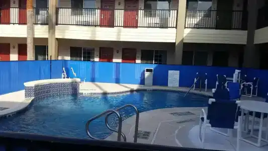 Texas Inn Downtown McAllen - 14